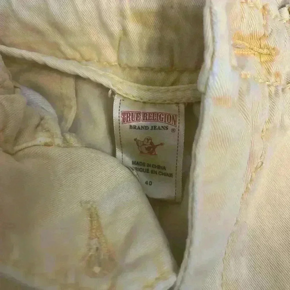 True Religion Y2K Men’s 40 Canary Yellow Distressed Heavyweight Cargo Shorts - Picture 5 of 15